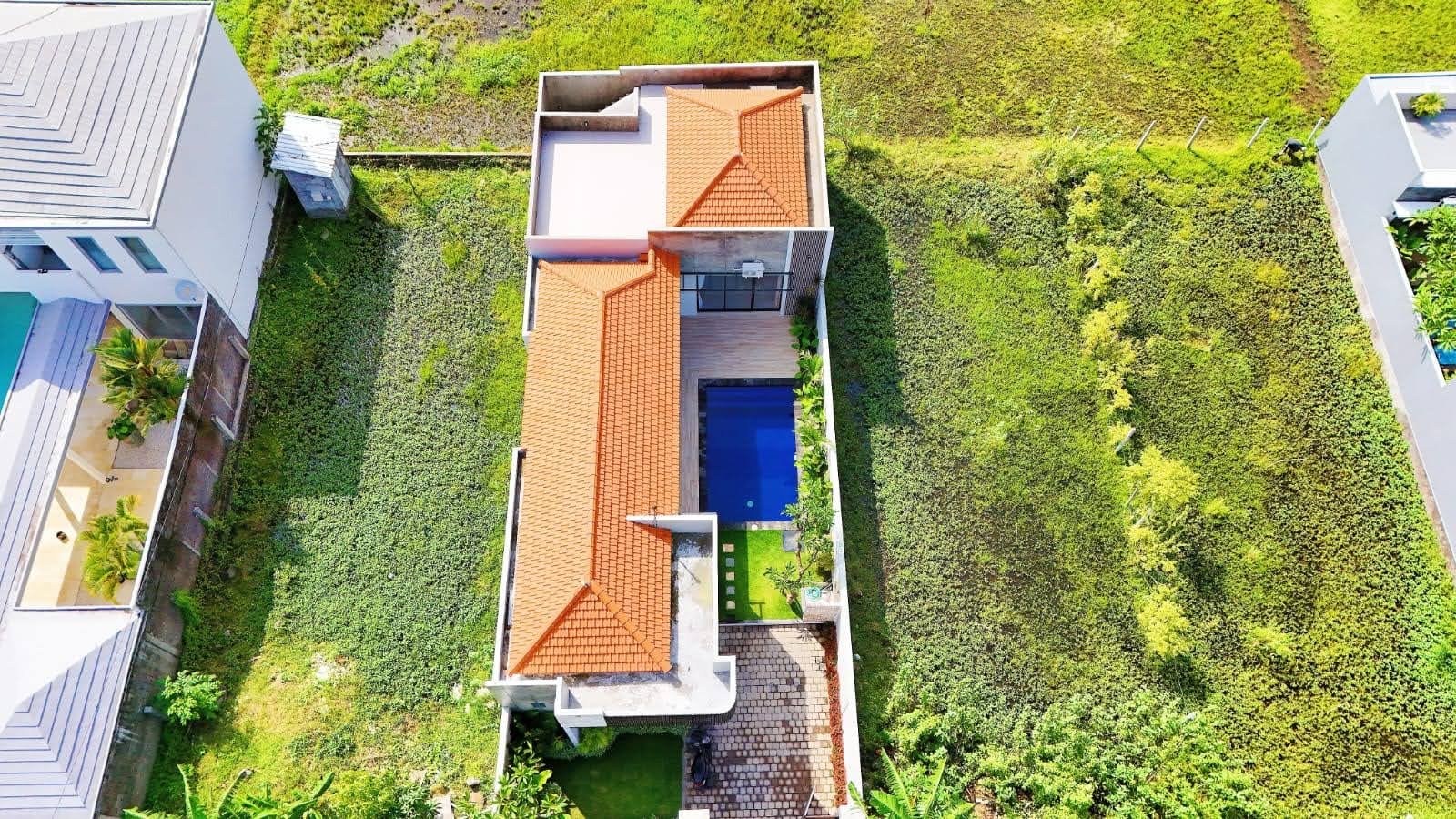 DIJUAL VILLA VIEW SAWAH & PERBUKITAN ASRI DI BULELENG